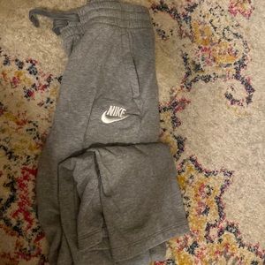 boys nike sweatpants